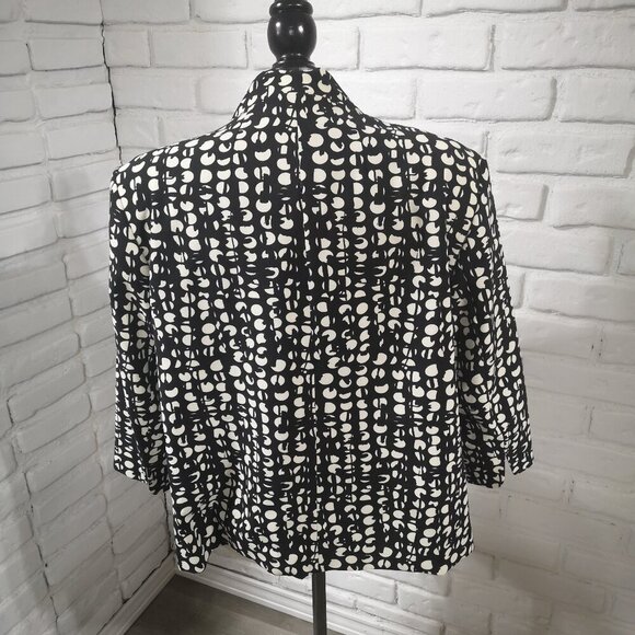 Investments Petites Ladies Size 16P Black & Ivory Pattern Fully Lined Blazer - Picture 2 of 9